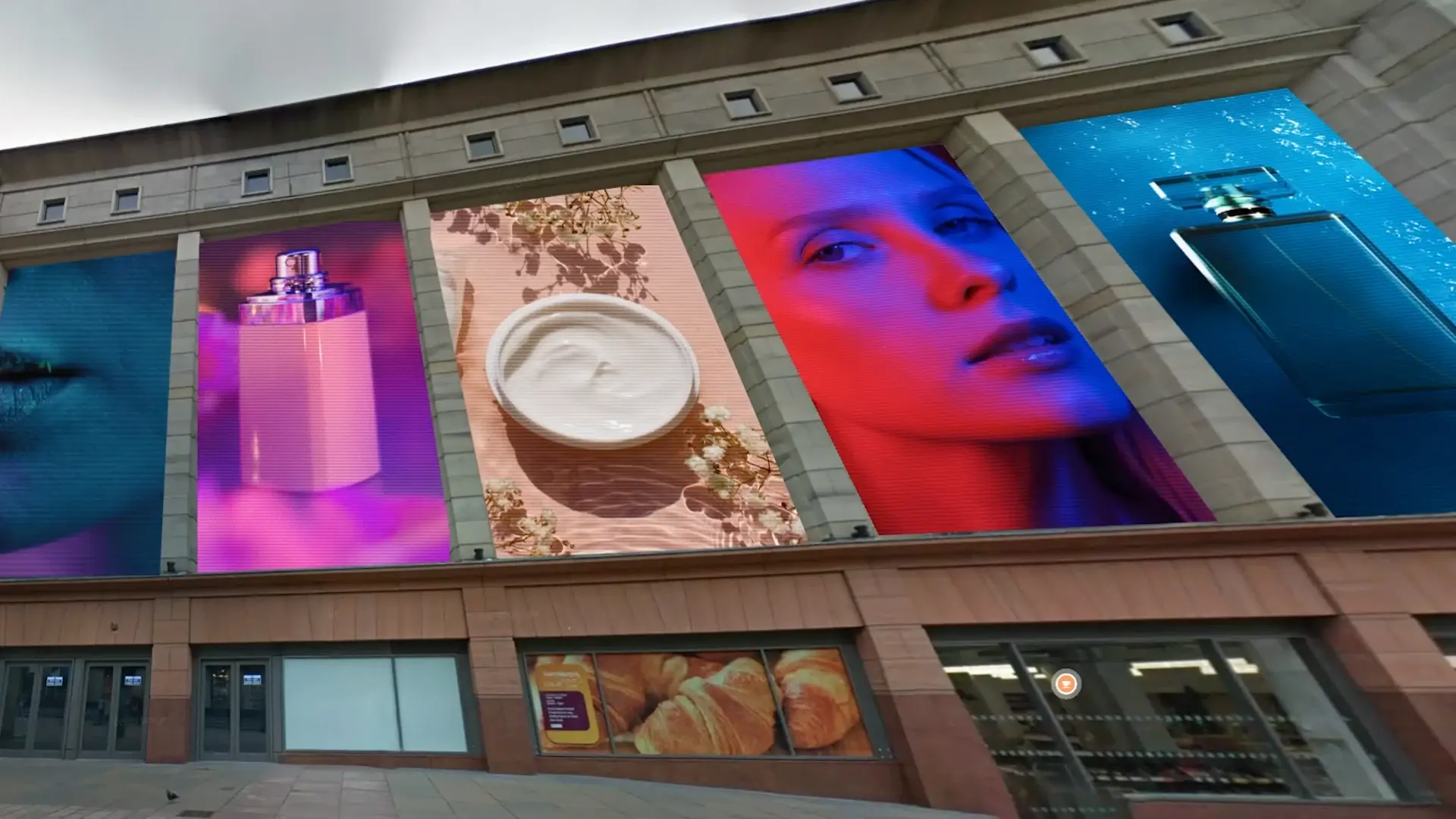 Buchanan Galleries digital media proposition and architectural environment